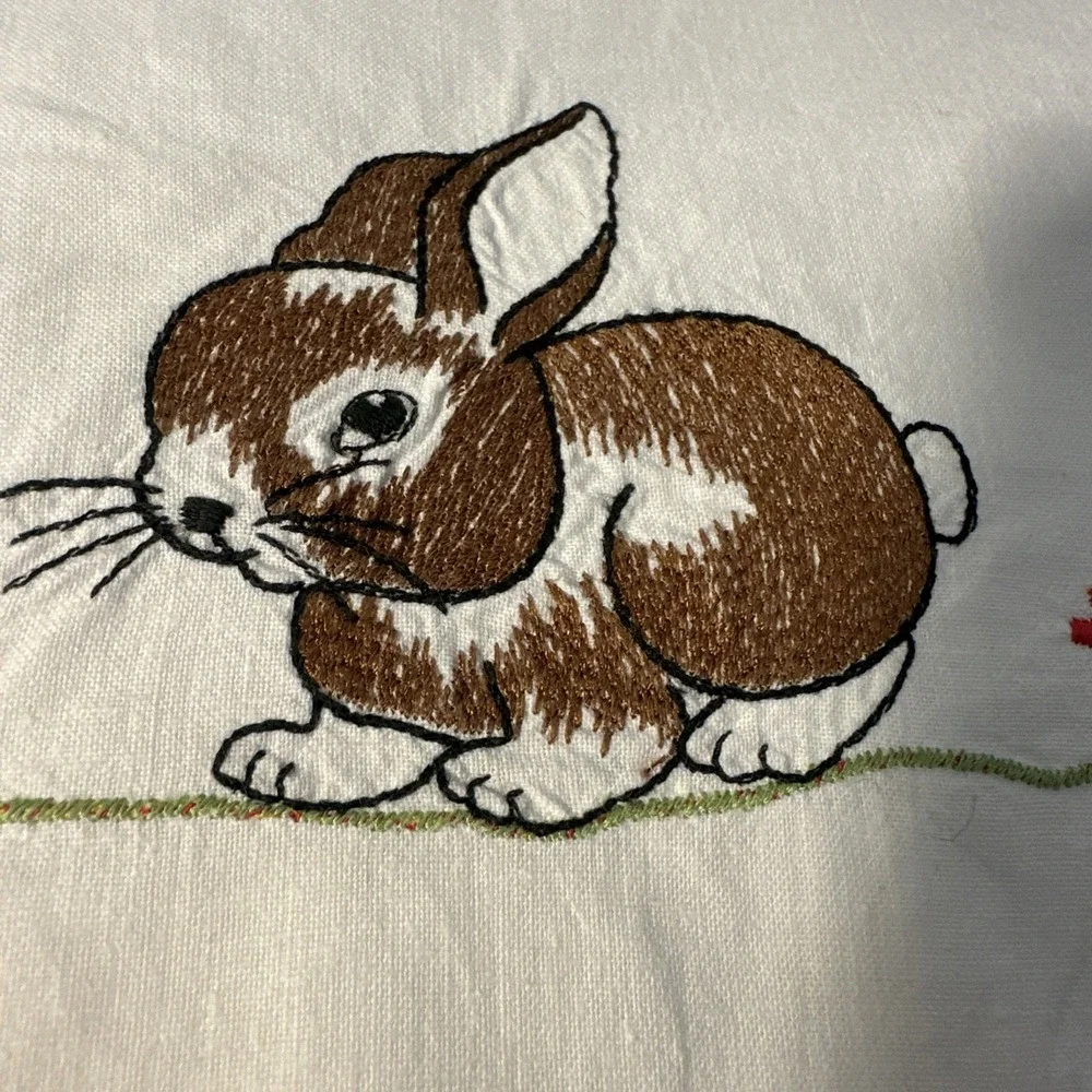 Vtg White Linen Toddler Bed Duvet‎ Cover With Hand Embroidered Bunny & Chick